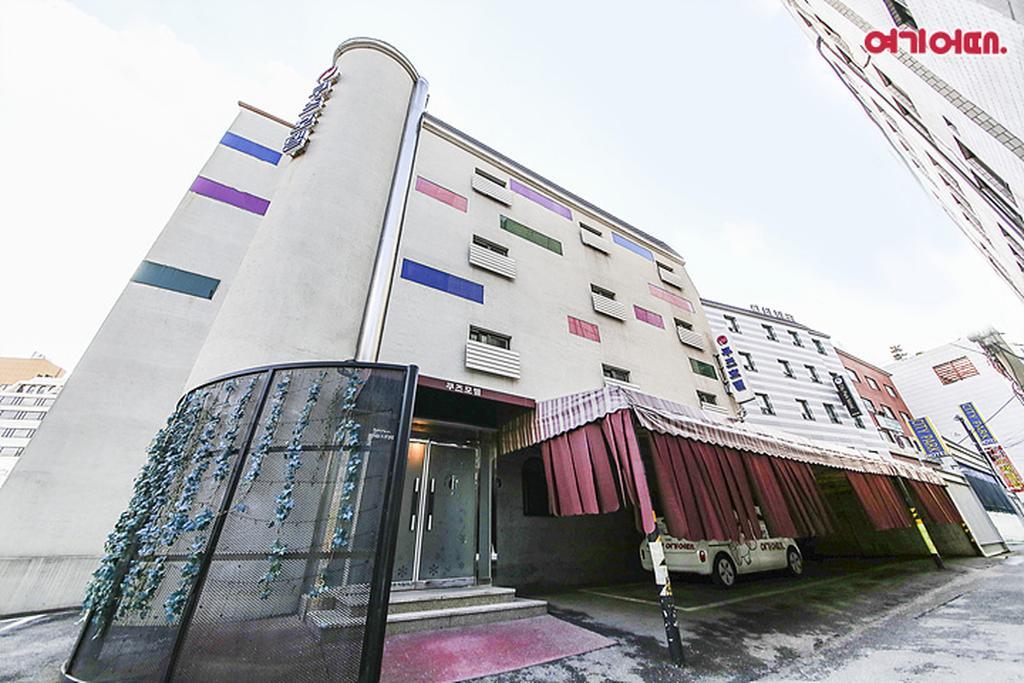 Coups Hotel Seul Esterno foto