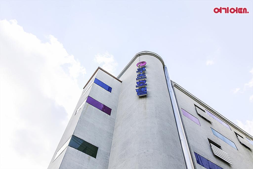 Coups Hotel Seul Esterno foto