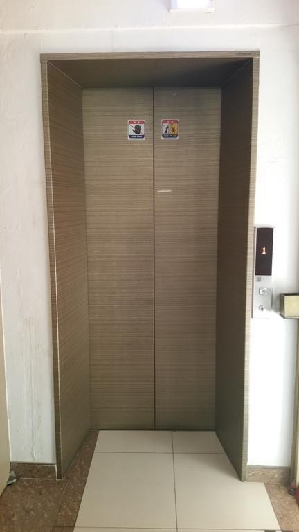 Coups Hotel Seul Esterno foto