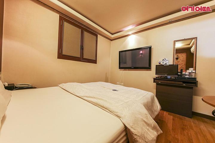 Coups Hotel Seul Esterno foto